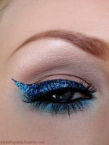 Niebieska brokatowa kreska