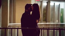 Damona and Elena kiss <3