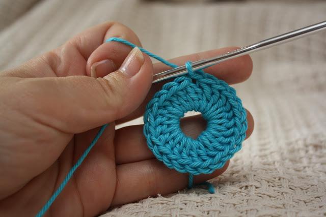 Magic Sliding Loop Ring