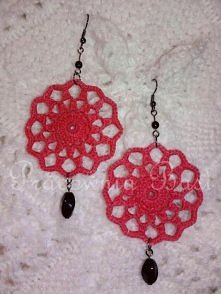 Kolczyki szydełkowe.