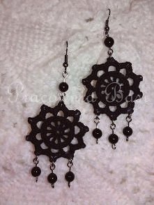 Kolczyki szydełkowe.