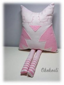 Sowia przytulanka od OKOKOALI