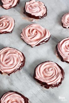 bezy róże w czekoladzie