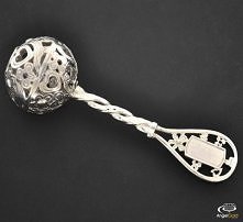 Grzechotka do chrztu. Brzęcząca.