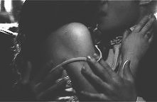 B and C, uwielbiam gify z ich wykonaniem <3