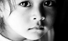 Słowa nie oddają tego, ile znaczy strata. Kocham Cię najmocniej, ale spieprzyłam wszystko co miałam.