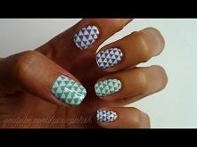 Triangle Print Nail Art