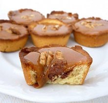 Babeczki z masa karmelową i...