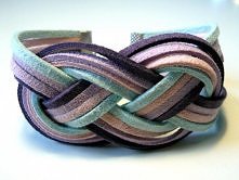 Wiosenna, pleciona bransoleta