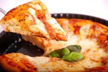 Pizza + przepis na sos pomi...