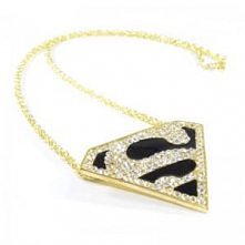 Naszyjnik SUPERWOMAN!

Z kodem rabatowym "ZSZYWKA" -10% rabatu wszystko na            E-RIBBON.PL !