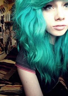 Zielone włosy to idealny po...