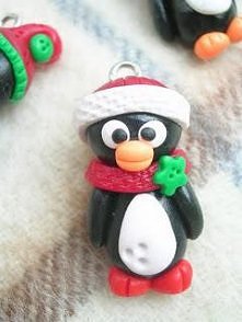 Breloczek pingwinek świąteczny