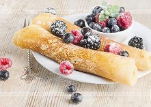 Naleśniki deserowe z malinami