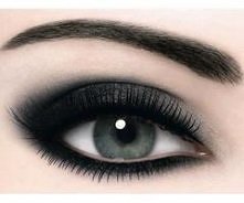 Czerń góruje... ;)