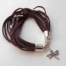 Bransoletka zrobiona ze skórzanych rzemien
,inne przedmioty? klik w obrazek