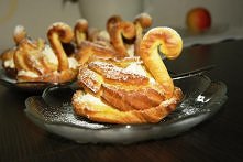 Ptysiowe jezioro Łabędzie