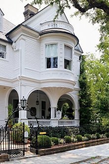 Two Meeting Street Inn Char...