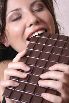 Spożywanie czekolady zmniej...