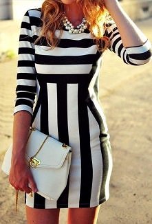 Sukienka w paski ...