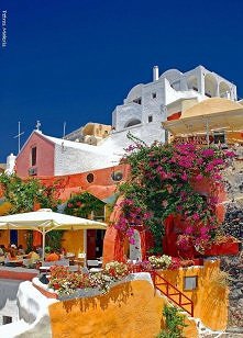 Cafe in Oia, Santorini Grecja