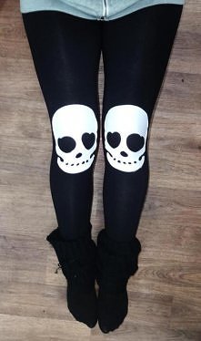 Skulzzz...fajne, infantylne.