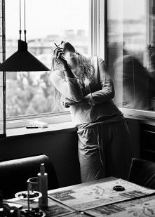 Świat się zmienia, słońce zachodzi, a wódka się kończy. ~Andrzej Sapkowski