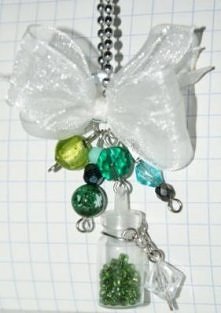 zawieszka z kokardą