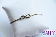 Bransoletka z zawieszką nieskończoność.
Słynny infinity charms/charm.
Sznurkowa bransoletka.
Taka i wiele innych do zamówienia na blogu i fanpage