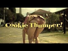 Die Antwoord - "Cookie Thumper" (Official Video)

<3<3<3<3<3