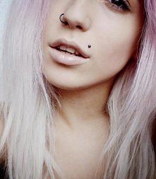 `♥.