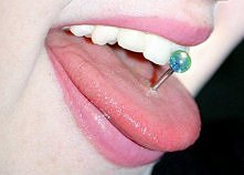 jaki kolczyk xd hehe