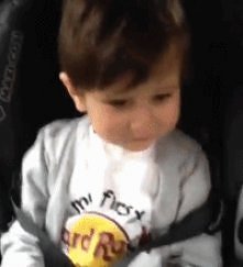 Mały Sahin <33333 (gif)