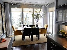 DINNING ROOM
