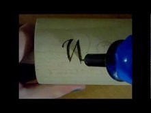 Pirografia i decoupage - prezent ślubny (wałek). Ten wałek jest już niedostępny ale chętnie wykonam kolejny. Zapraszam na moją stronę :)