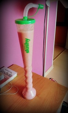 shake truskawkowy w Slushy ...