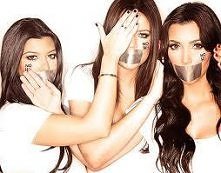 Kardashianki dla NoH8