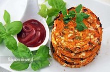 Placki ze słodkich ziemniaków:)
Składniki:

300 g słodkich ziemniaków
300 g marchewki
250 g pora
100 g sera feta
garść świeżej kolendry
świeżo mielony czarny pieprz
sól
Przygoto...