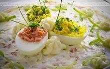 Sałatka z jajek papryki i pomidora