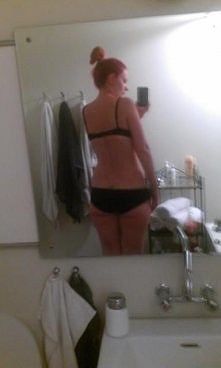 znacie jakies skuteczne cwiczenia na uda i tylek bo nad nimichce najbardziej popracowac?