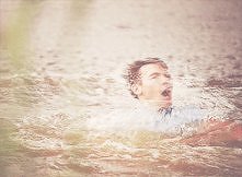 one direction
Louis ;D