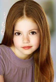 Mackenzie Foy.  <3