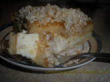 Sernik na zimno otulony biszkoptem: 
 
 
Składniki:
 Na biszkopt: 
* 7 jajek
*1,5 szkl.cukru
* 8 łyżek mąki
*szczypta soli

Na masę:
* 2 śmietany 30% po 300ml
* 2 galaretki cytr...