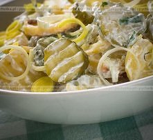 Sałatka z ziemniaków ogórkó...