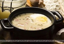 Żurek małopolski z jajem kiełbasą