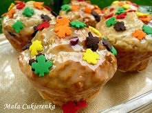 Korzenne muffinki z żurawiną i figami