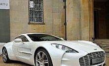 Aston Martin one-77 
naj na...