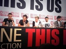 one direction.
konferencja prasowa - this is us