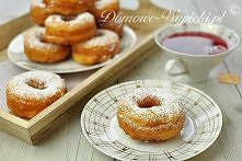 Oponki serowe: Przepis na oponki z serem białym. Są bardzo smaczne, lekkie i pulchne. Podczas smażenia ładnie rosną. Pokuszę się o stwierdzenie, że to najlepszy przepis na oponk...