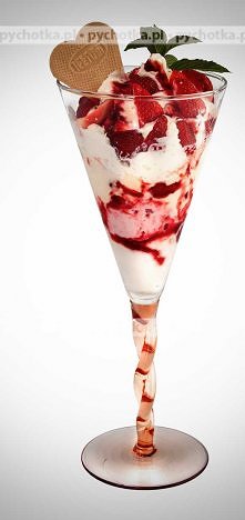 Truskawki z lodami z mlekiem